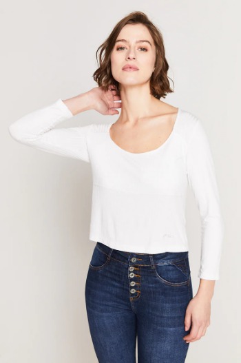 POLERA LISTADA CORTE